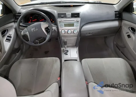 2009 Toyota Camry z USA, uszkodzony, nr VIN 4T1BE46K79U907288